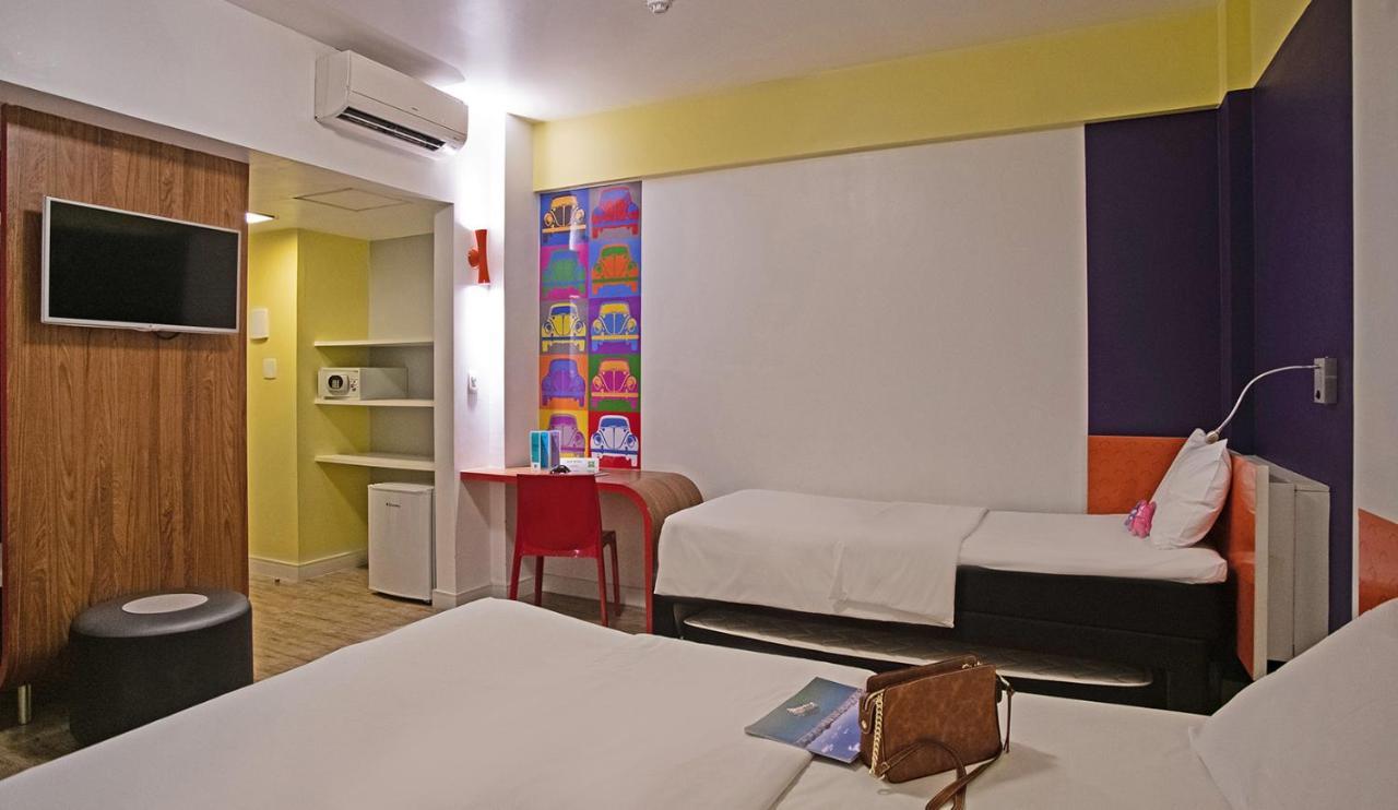 Ibis Styles Balneario Camboriu - 1 Quadra Do Mar Hotell Exteriör bild